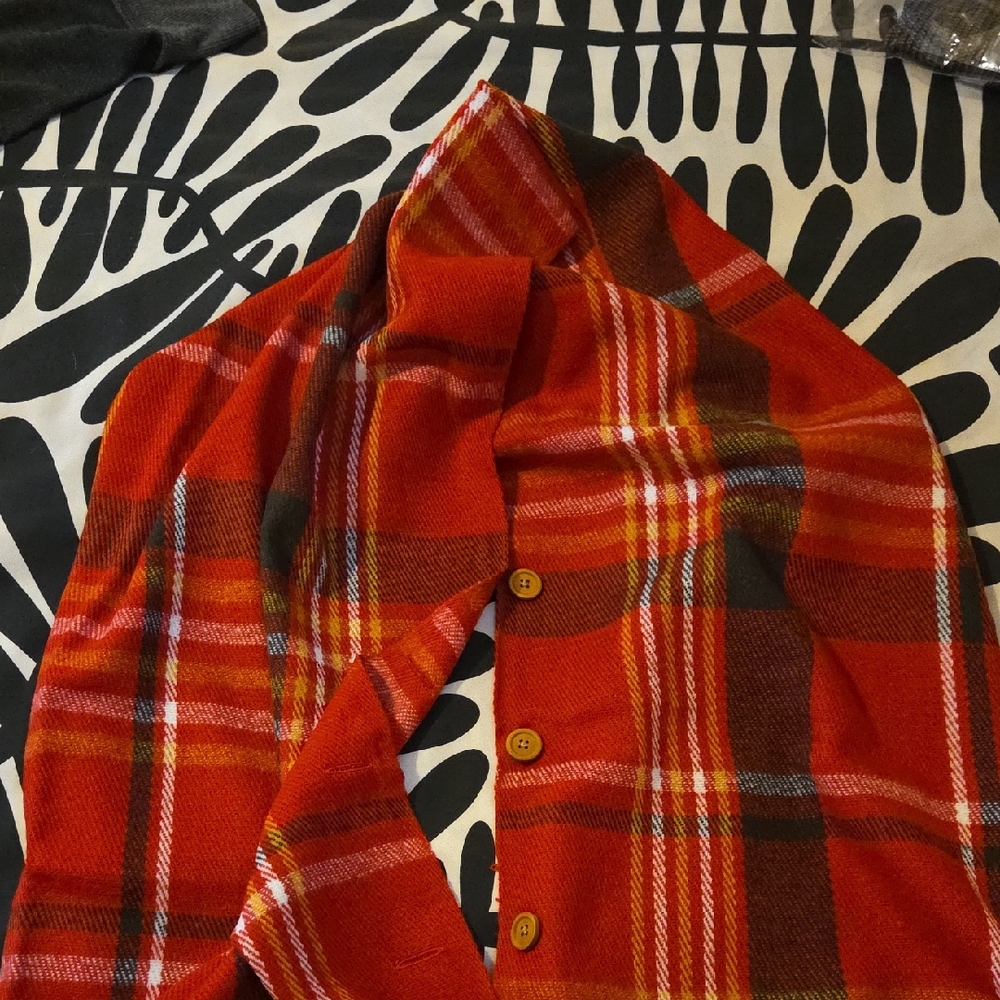 Red Plaid Button Wrap